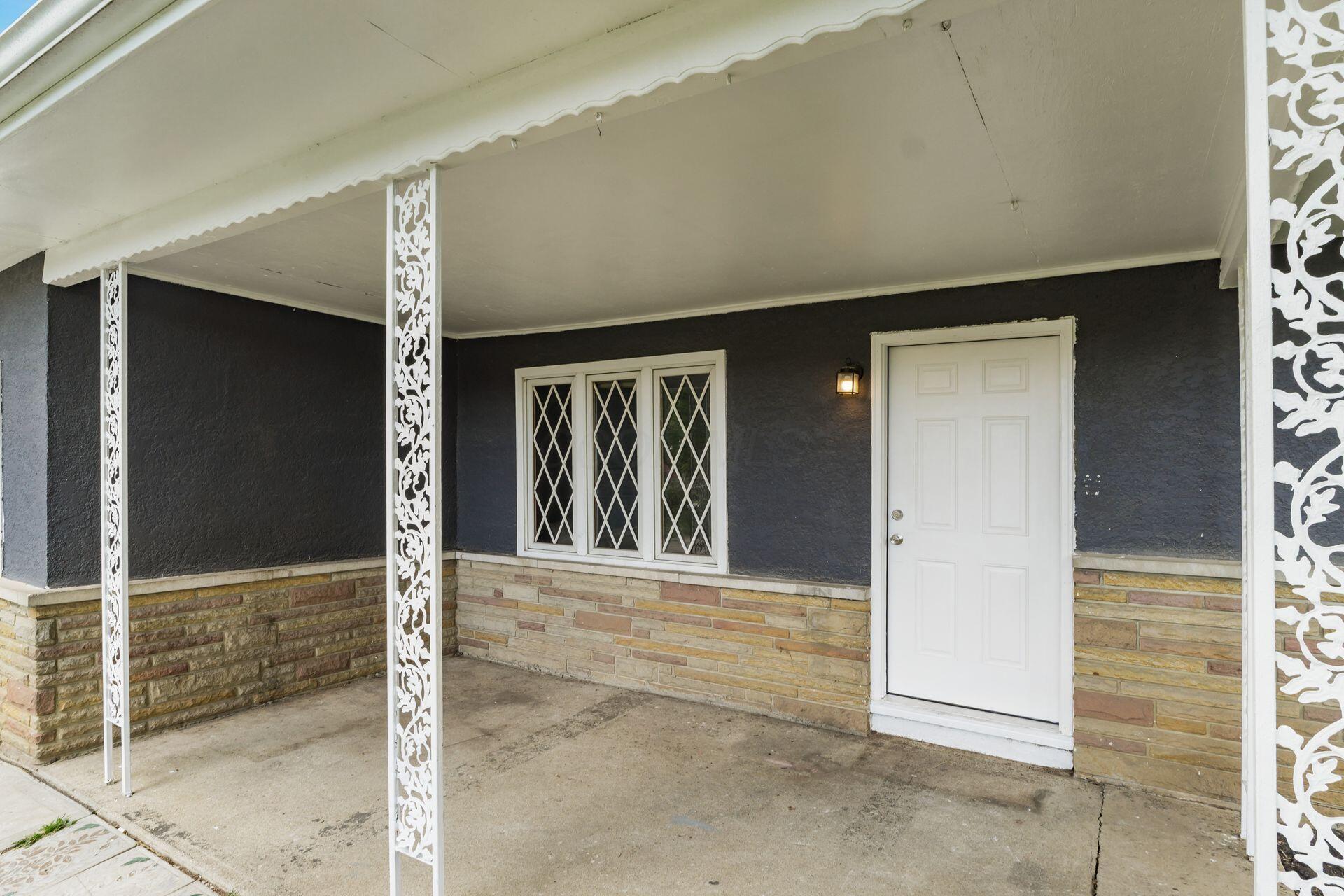 524 Cedarwood Road