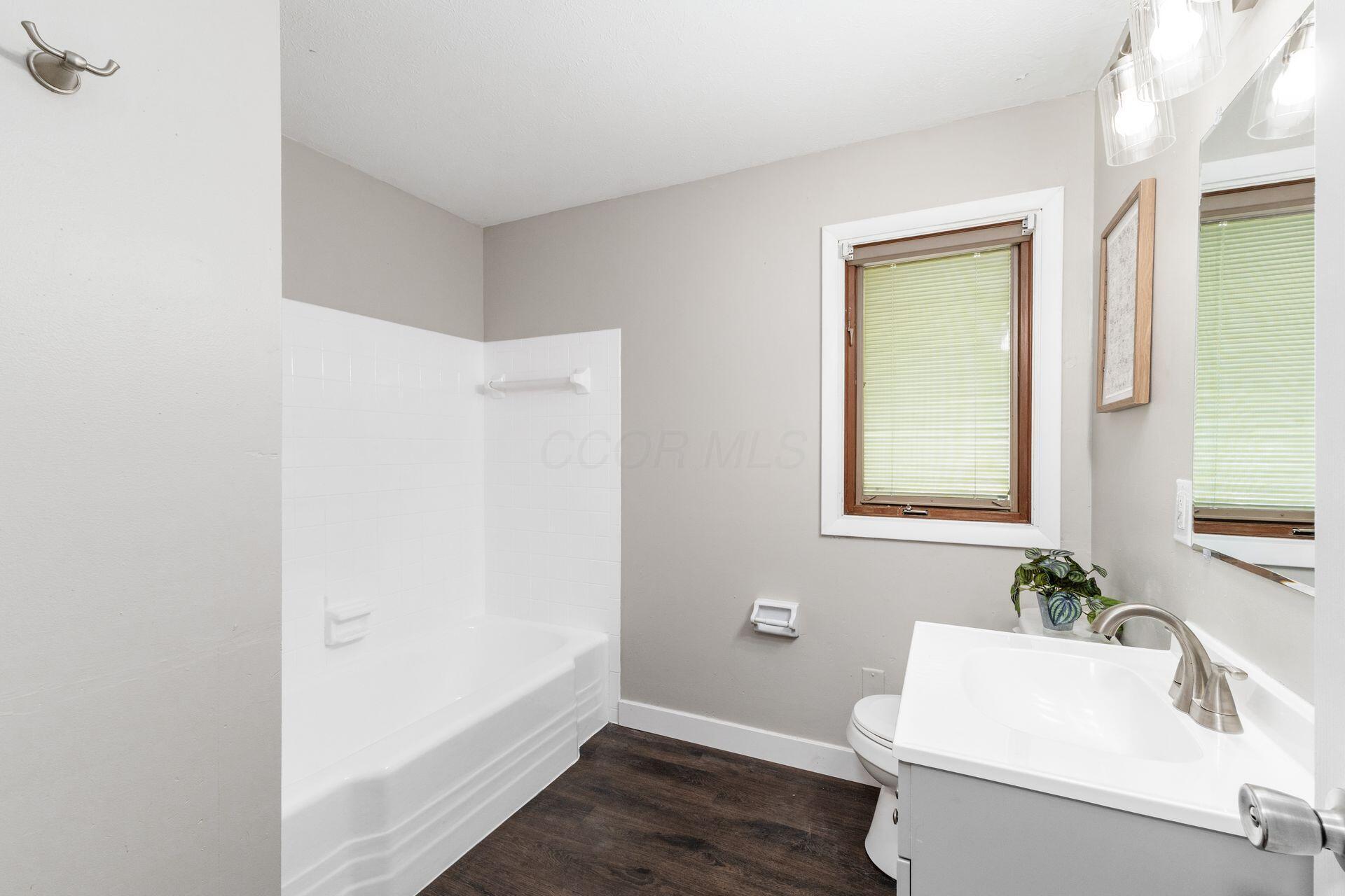 524 Cedarwood Road