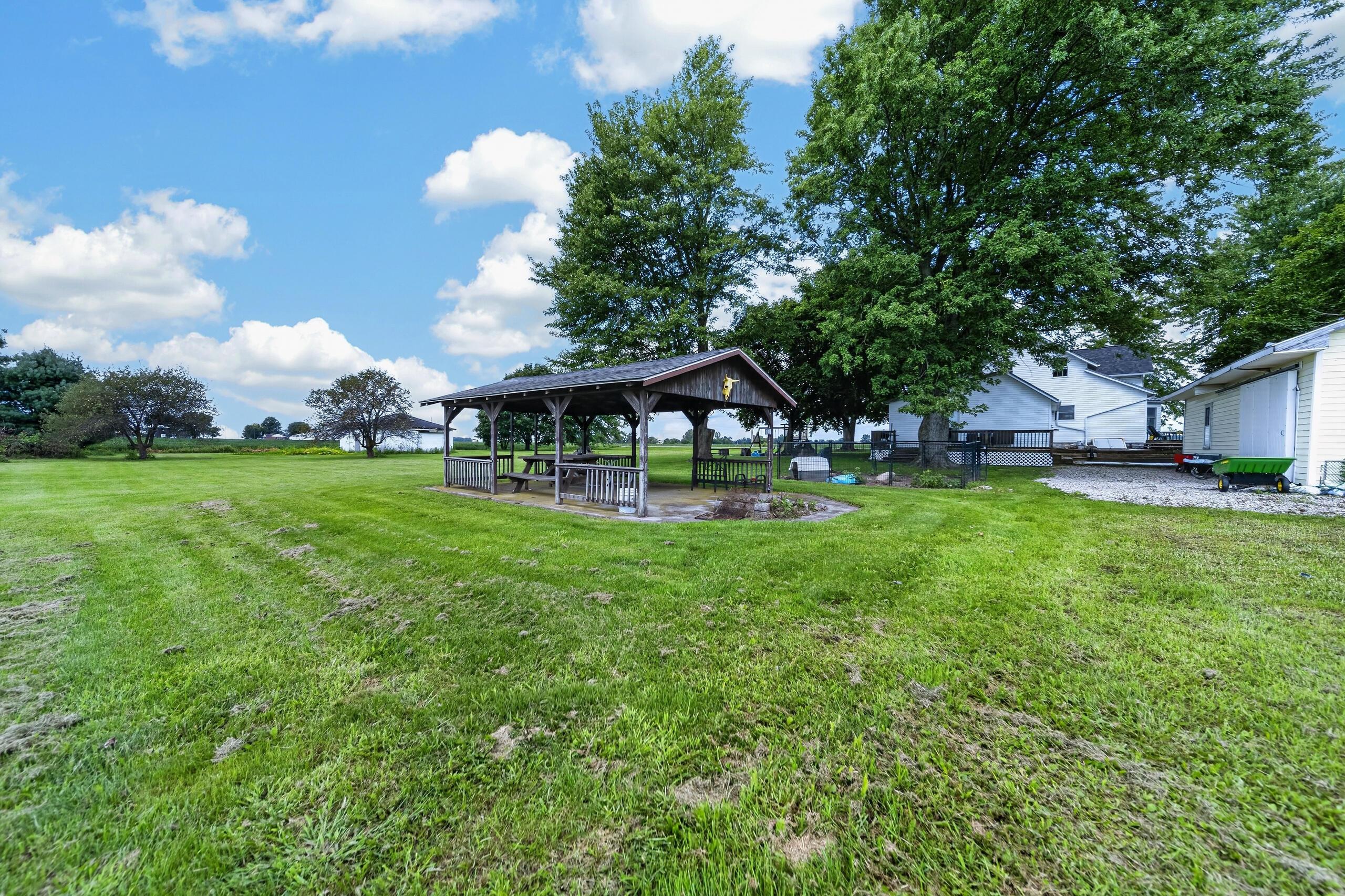 843 Prospect Mount Vernon Road W