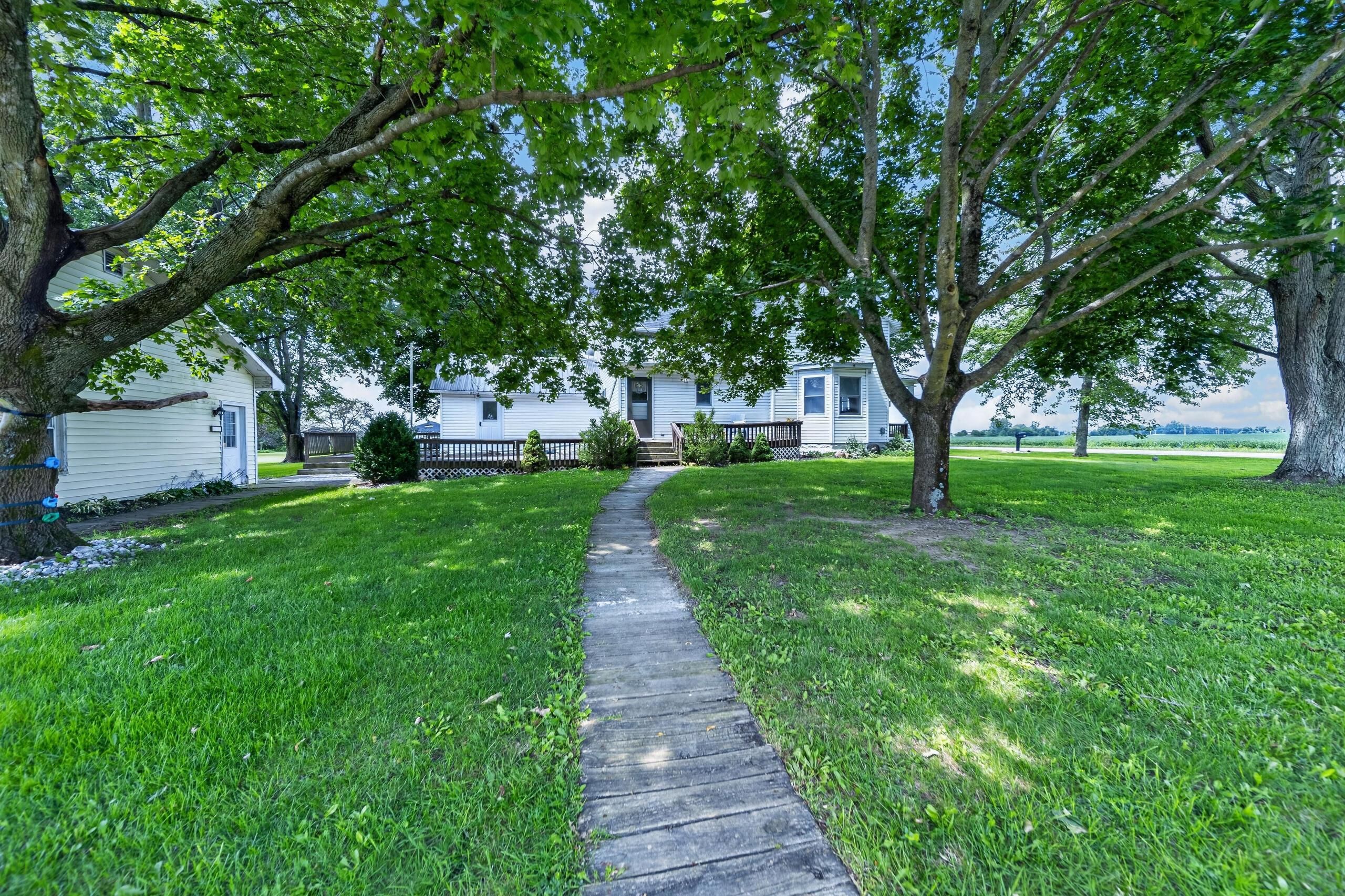 843 Prospect Mount Vernon Road W