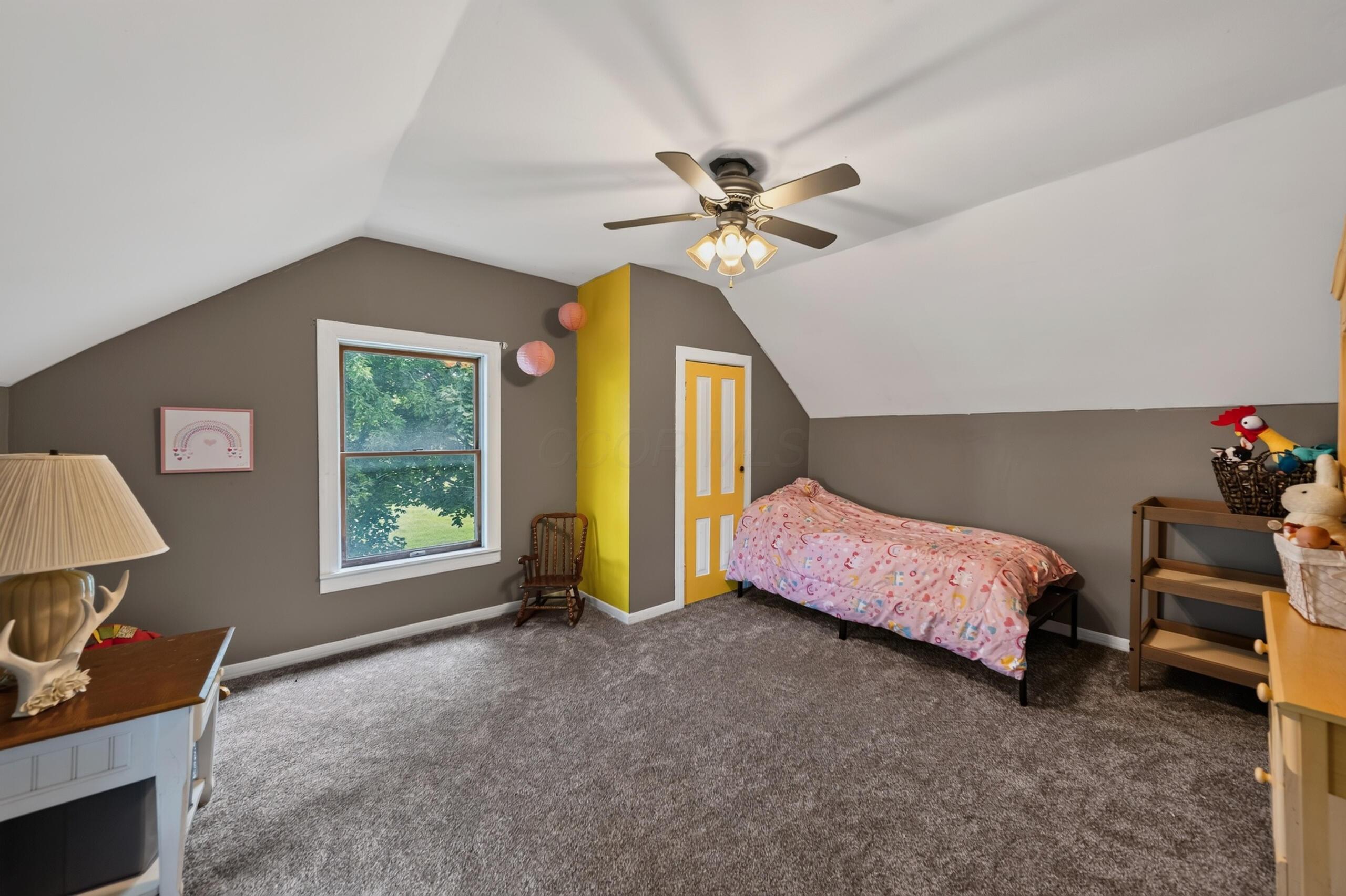 843 Prospect Mount Vernon Road W