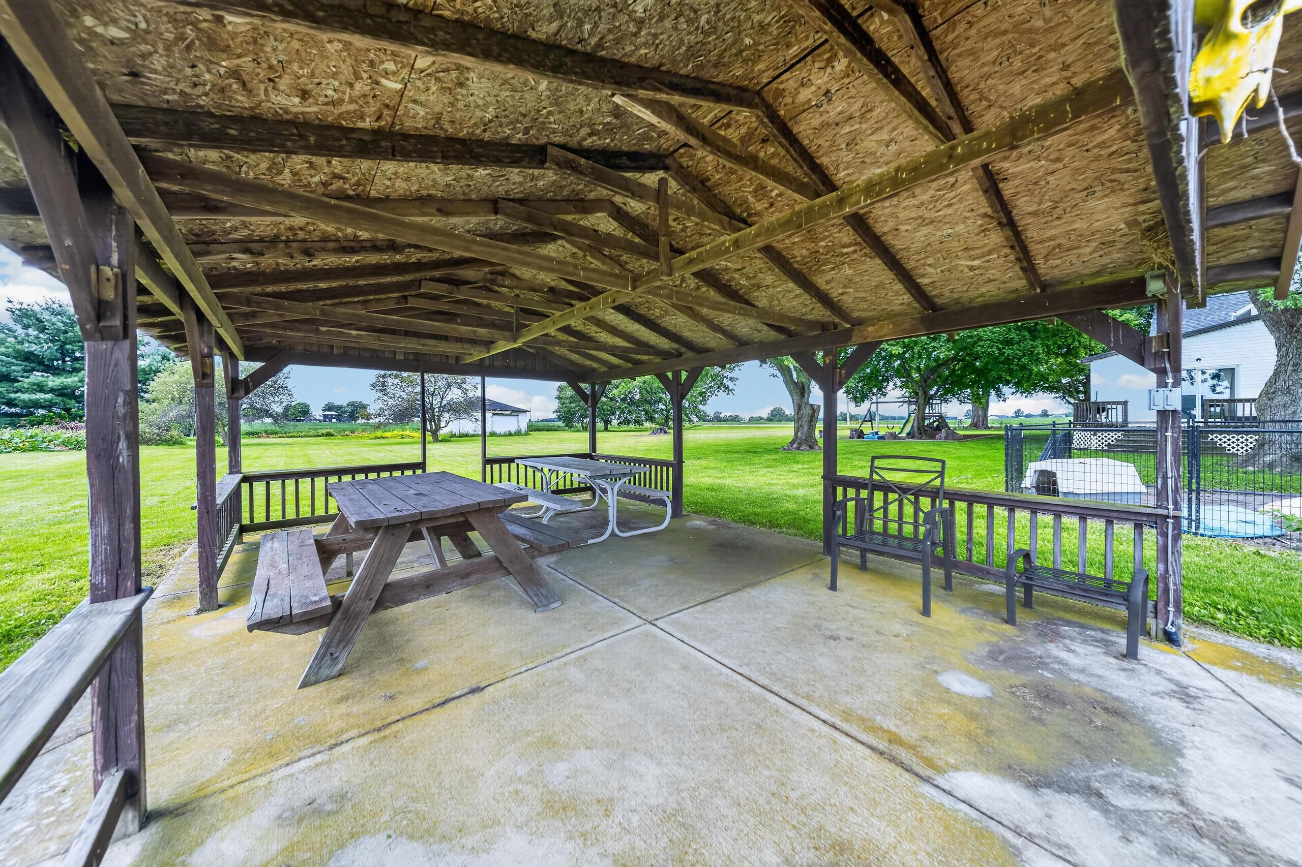 843 Prospect Mount Vernon Road W