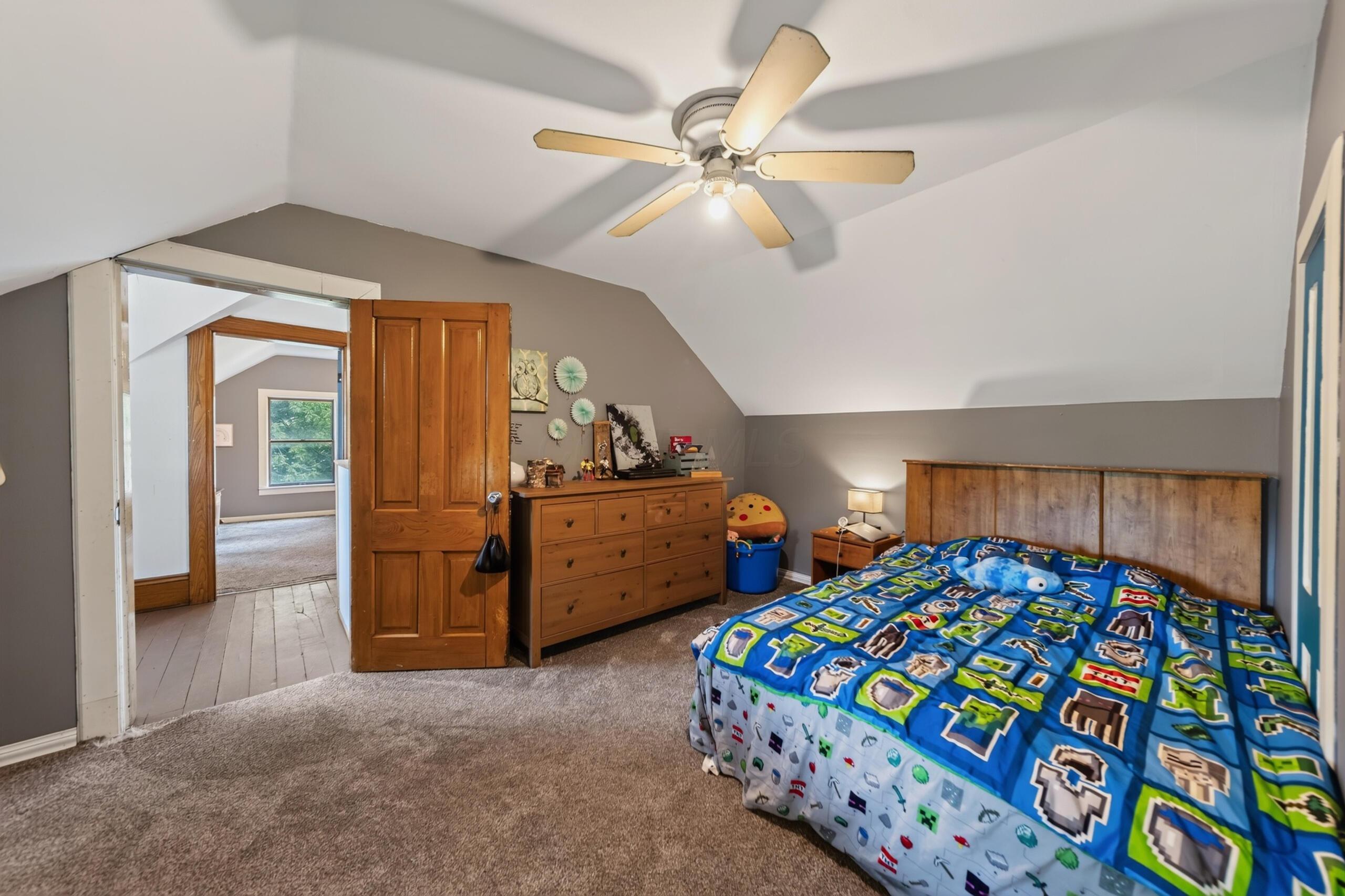 843 Prospect Mount Vernon Road W
