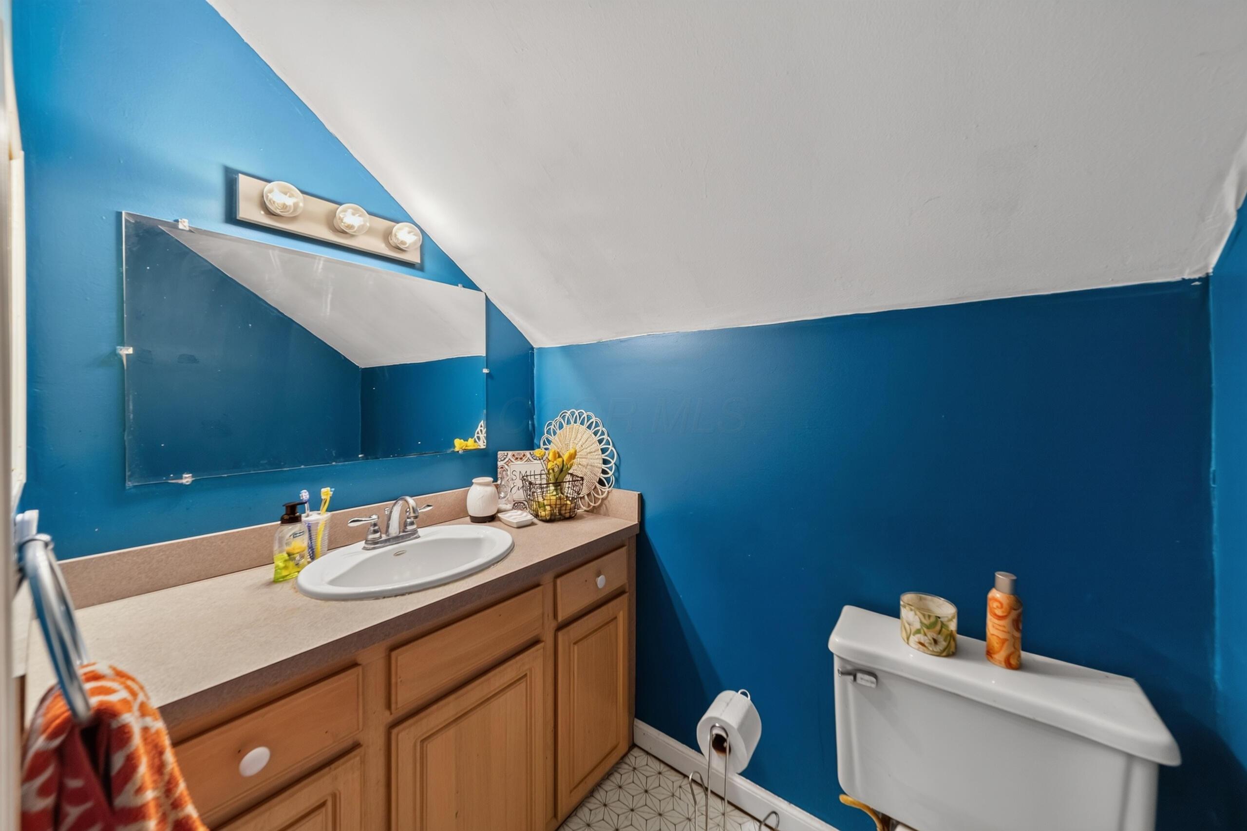 843 Prospect Mount Vernon Road W