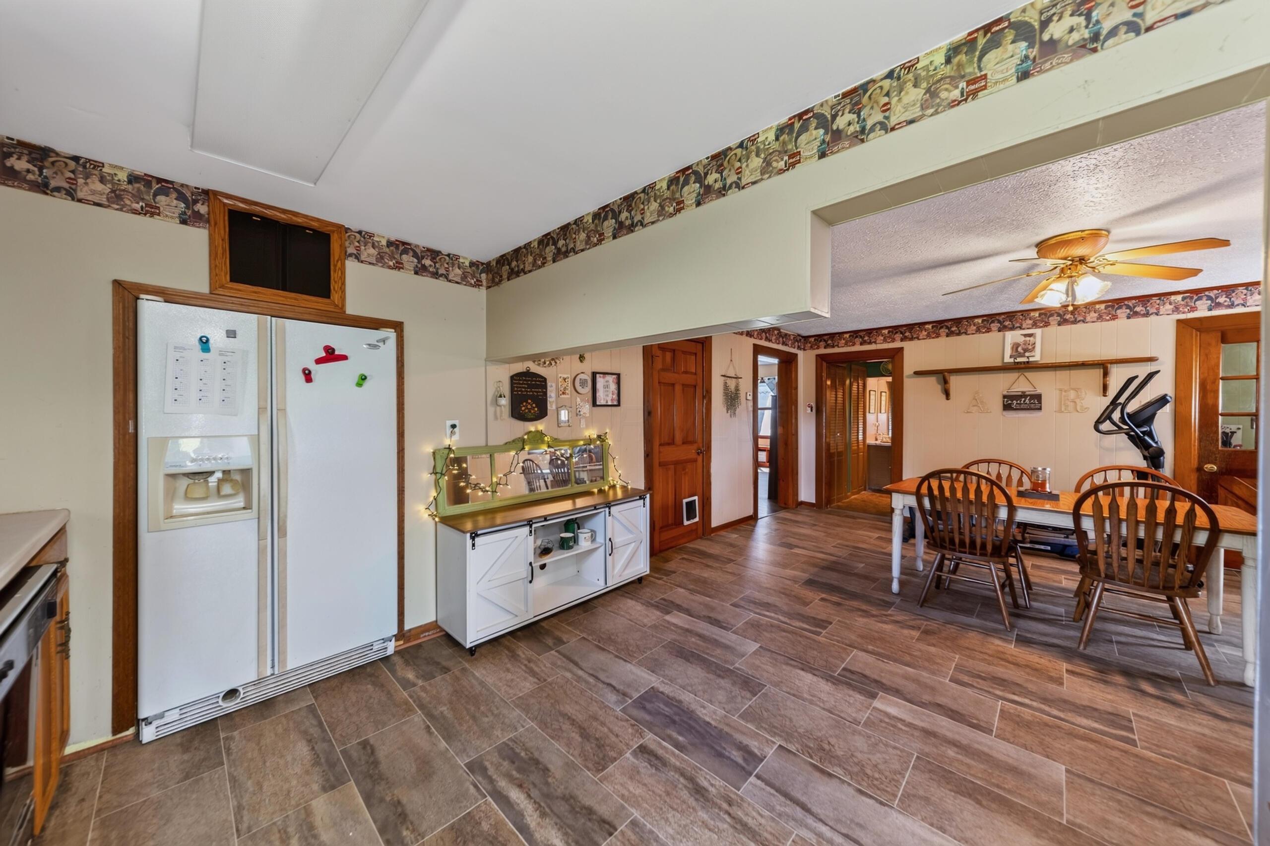 843 Prospect Mount Vernon Road W