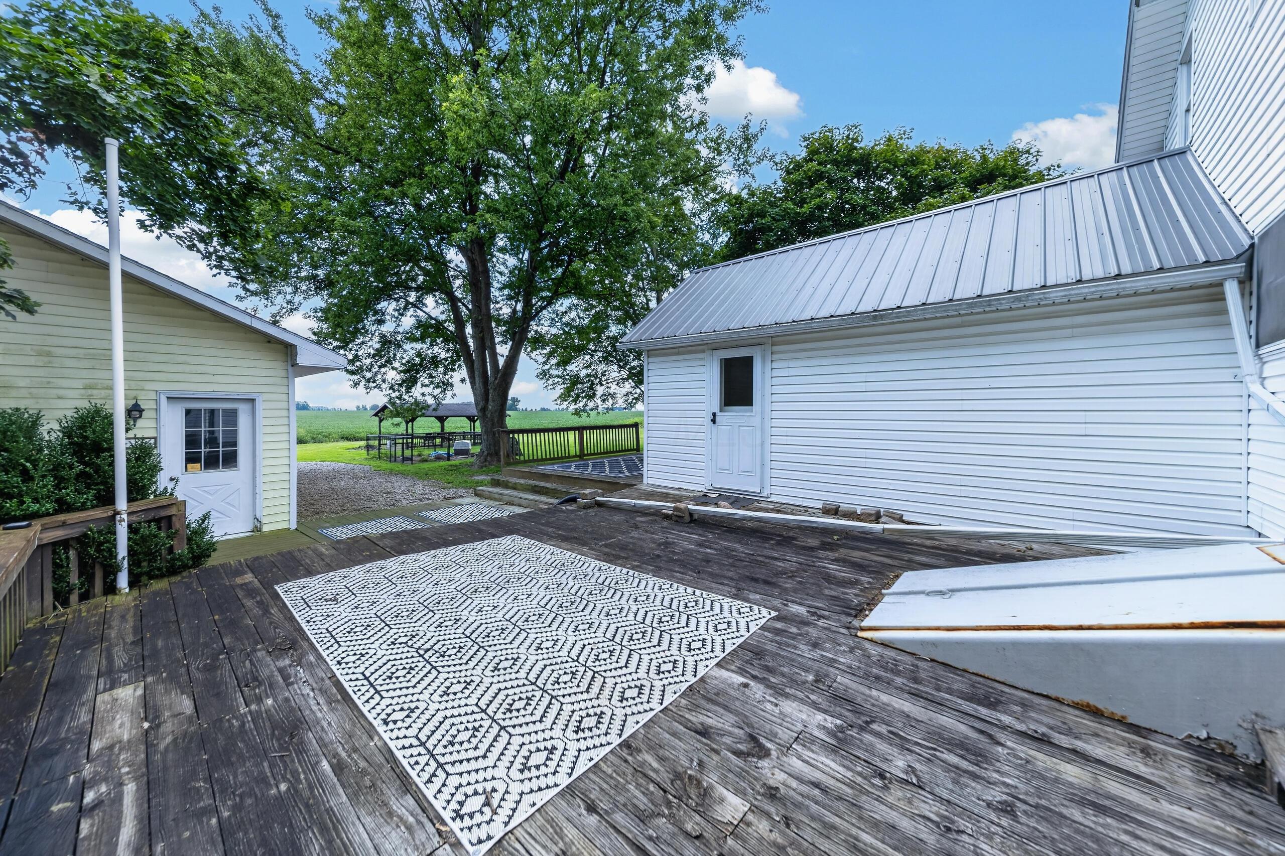843 Prospect Mount Vernon Road W