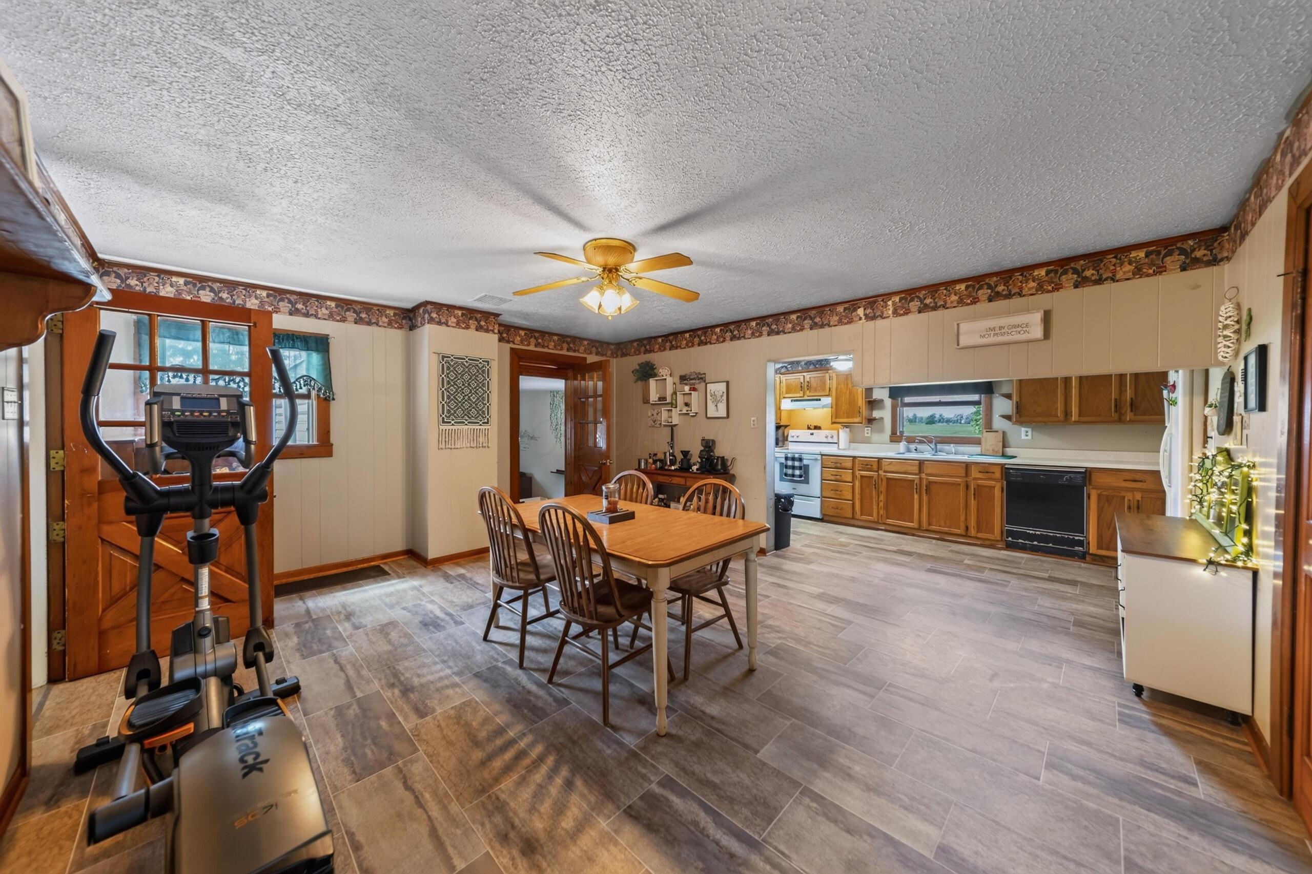 843 Prospect Mount Vernon Road W