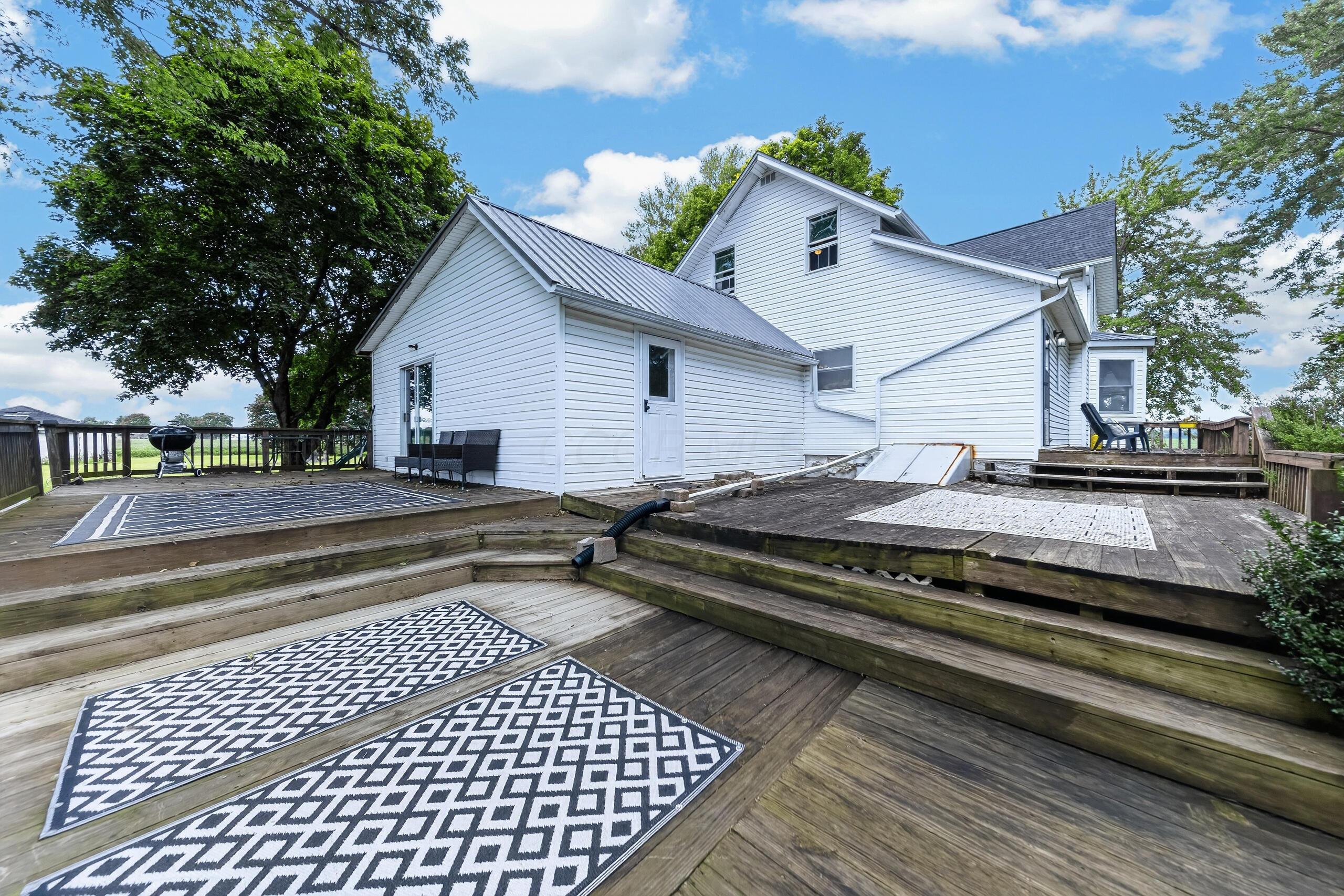 843 Prospect Mount Vernon Road W