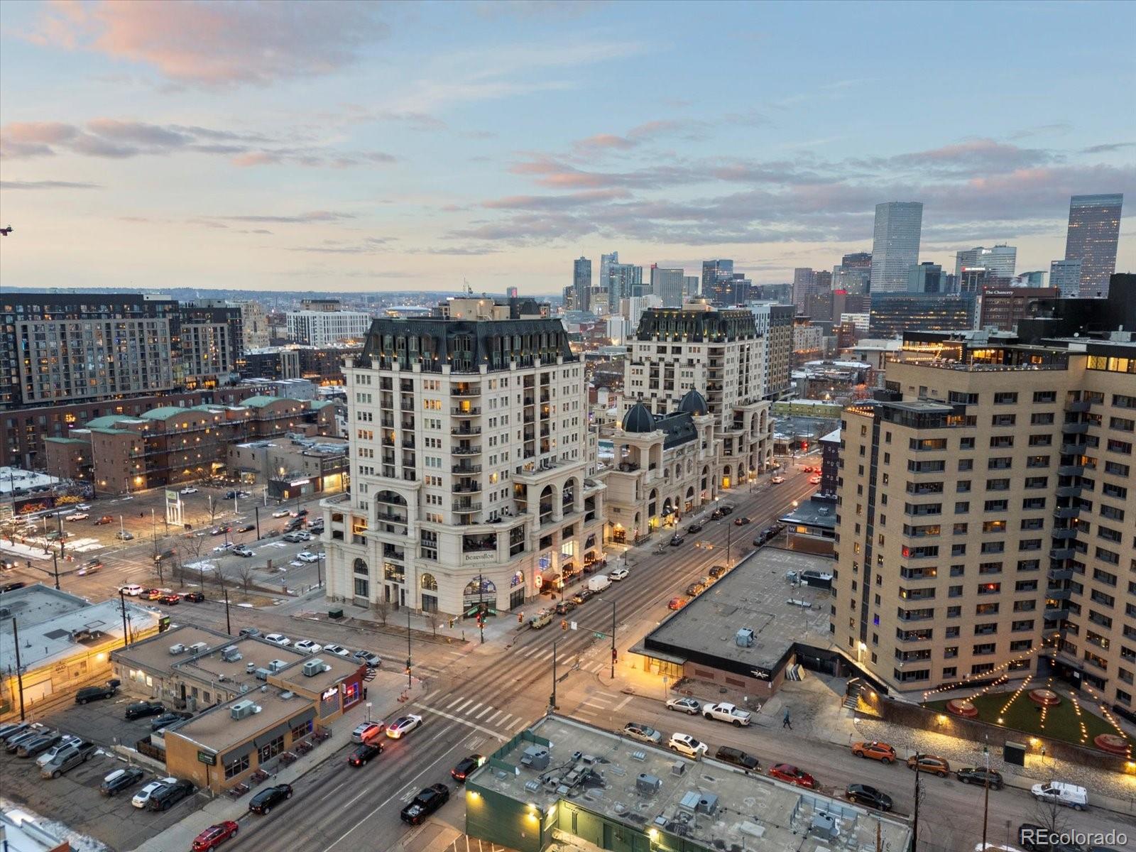 975 N Lincoln Street Unit: 4F
