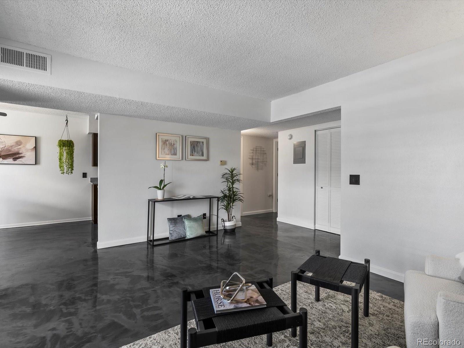 7395 E Eastman Avenue Unit: 305M