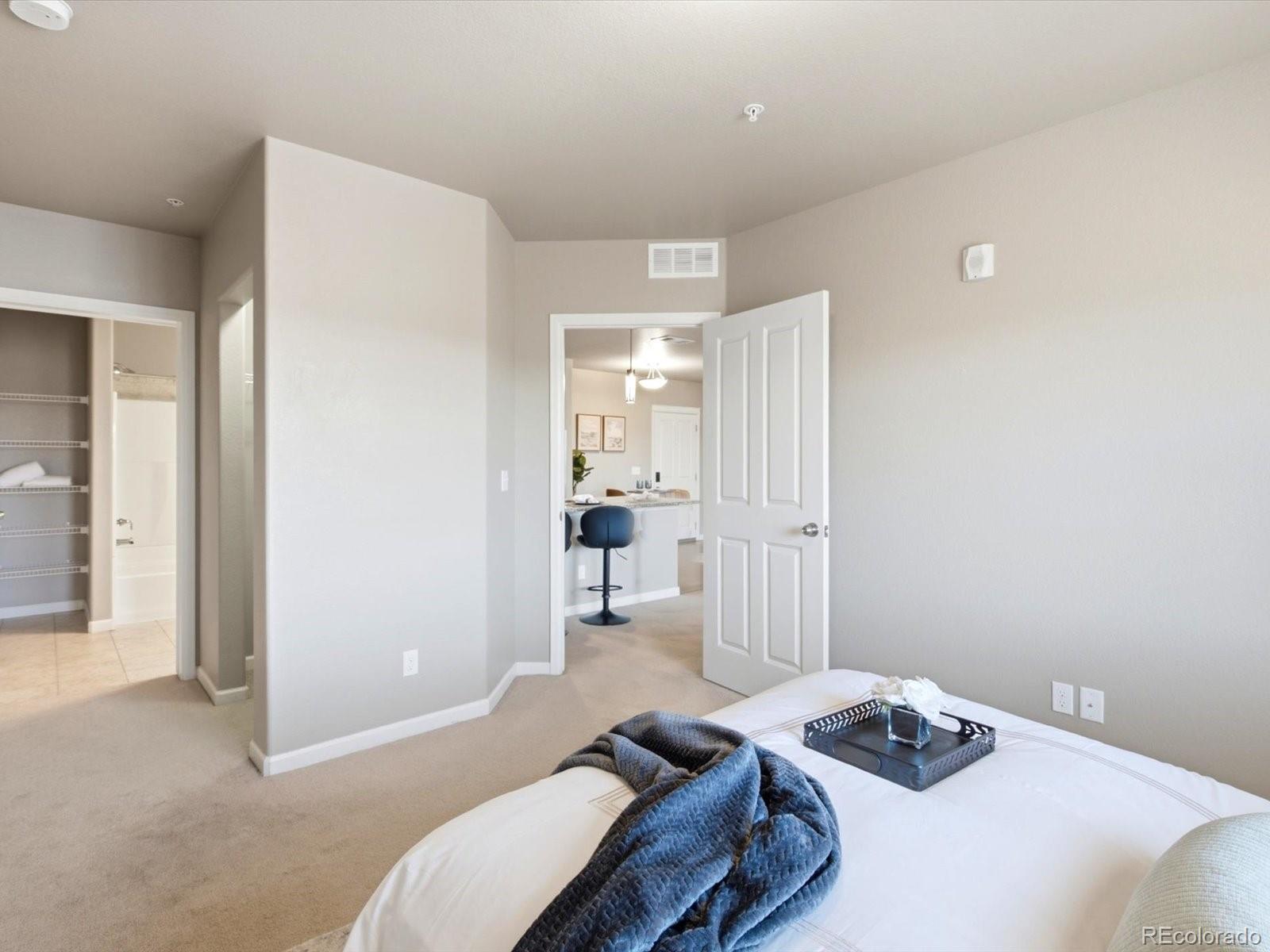 725 Elmhurst Drive Unit: 307