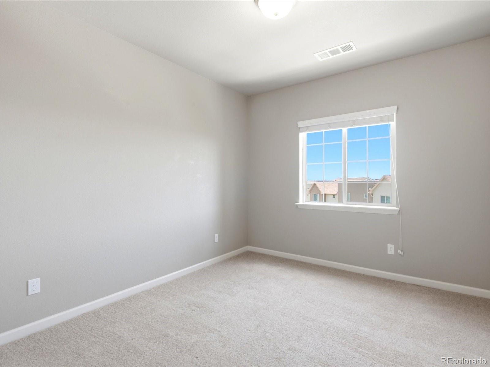 725 Elmhurst Drive Unit: 307
