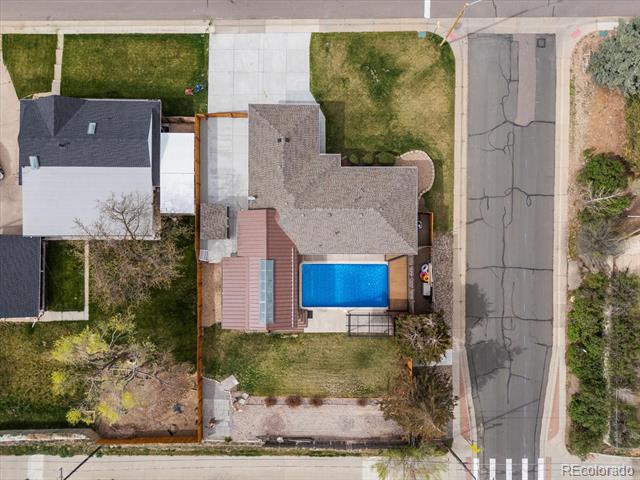 2698 E Cresthill Avenue