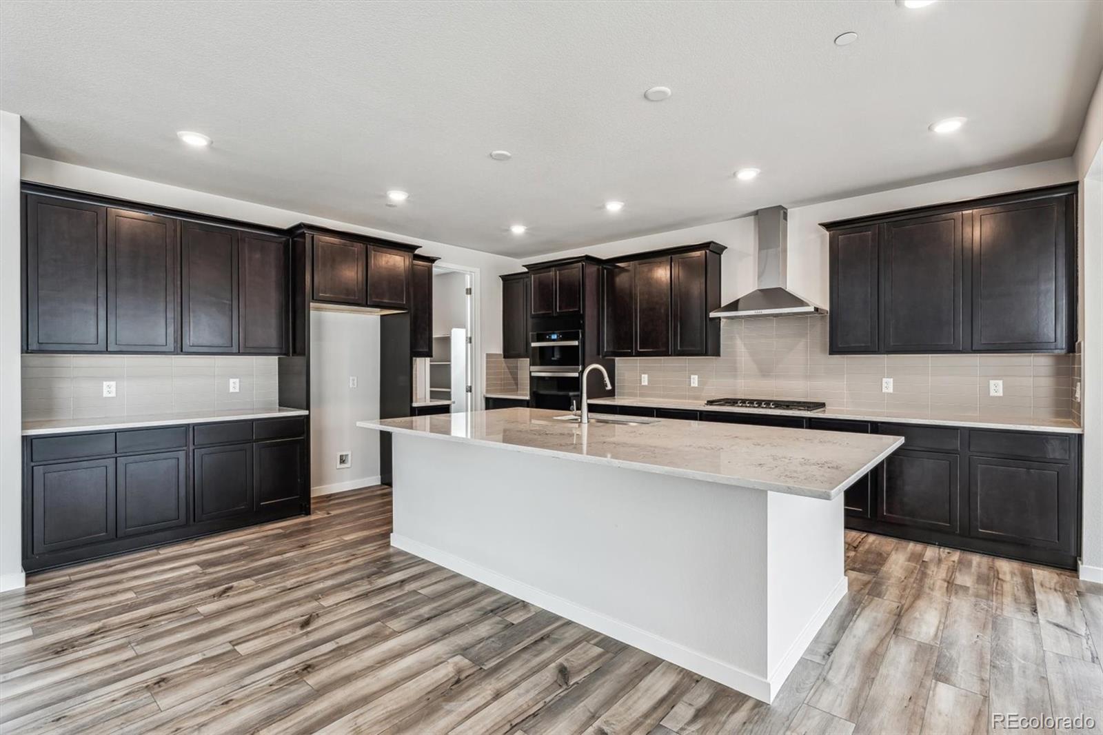 2560 Wesley Lane