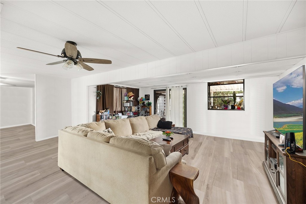 1507 Willow Leaf