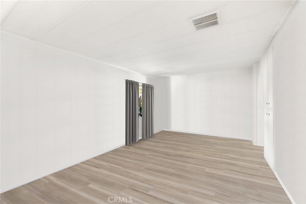 1507 Willow Leaf