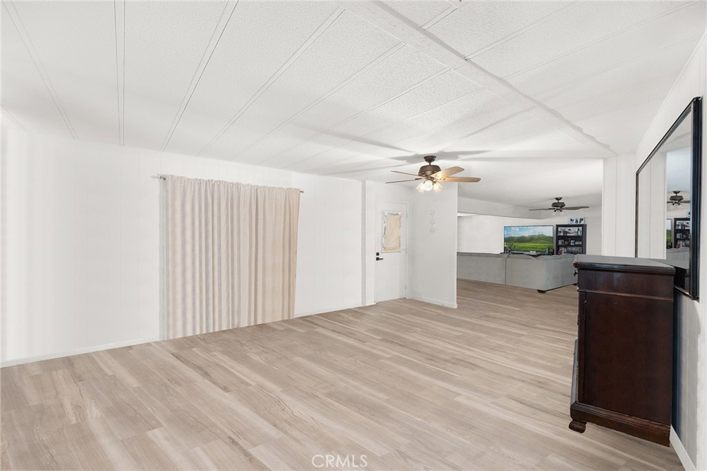 1507 Willow Leaf