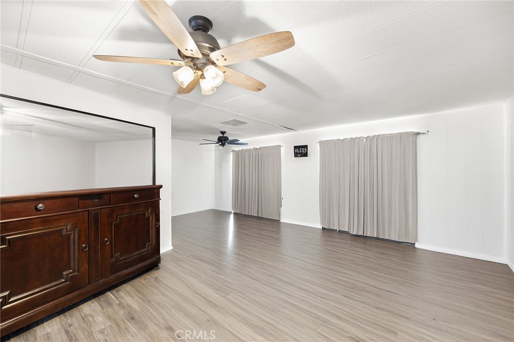 1507 Willow Leaf