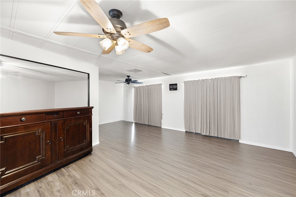 1507 Willow Leaf