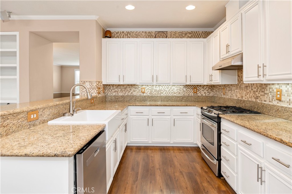 28573 Maplewood Drive