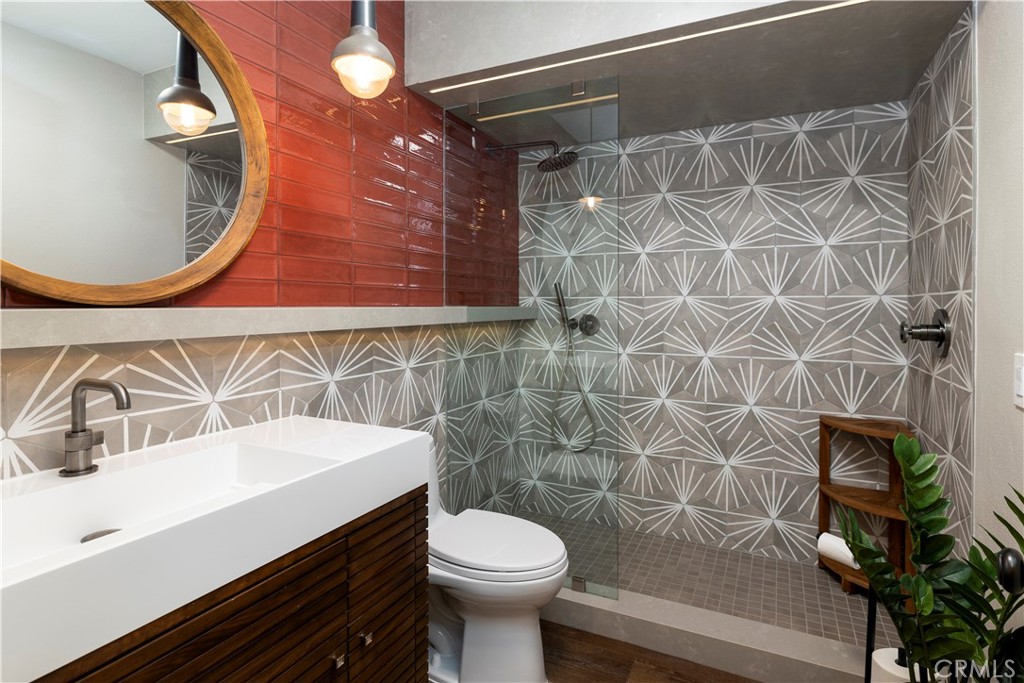 36929 Avocado Court