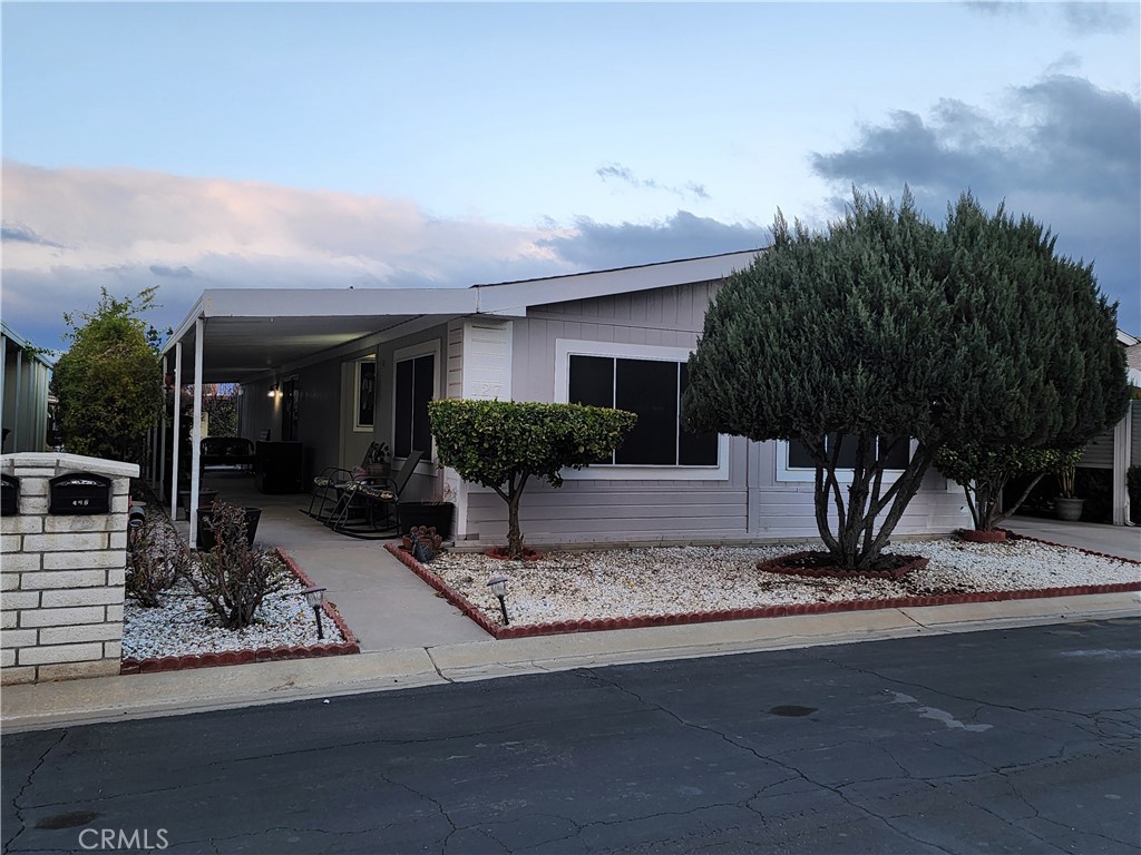 1250 N Kirby Street 127