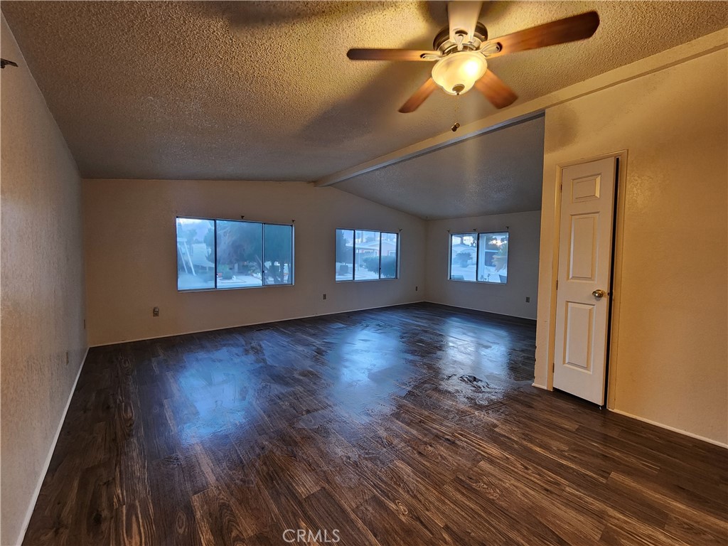 1250 N Kirby Street 127