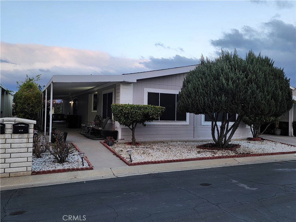 1250 N Kirby Street 127