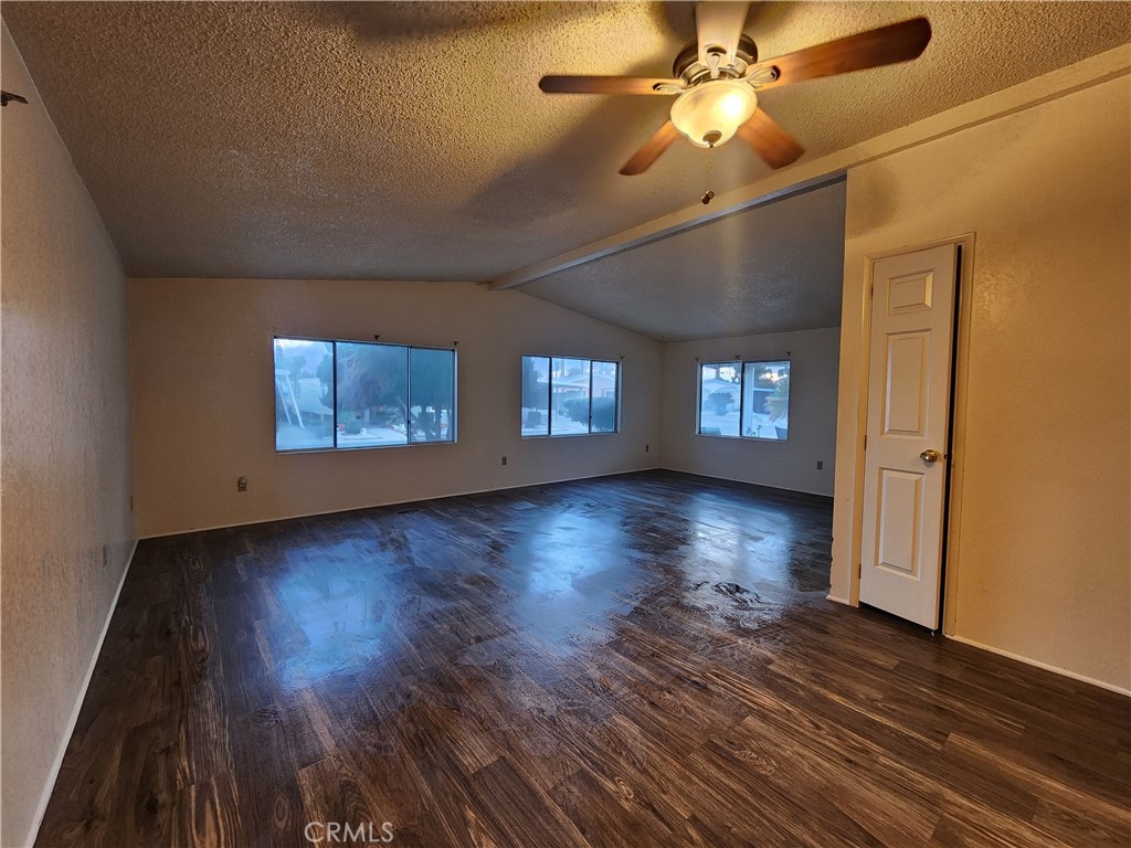 1250 N Kirby Street 127