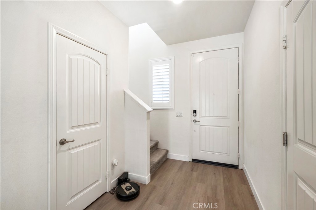 27545 Cloudy Peak Way