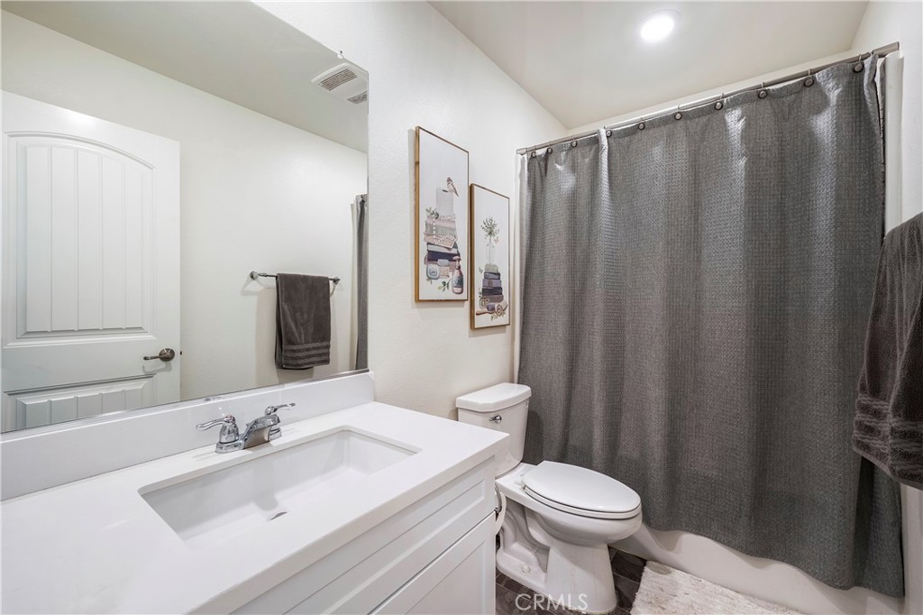 27545 Cloudy Peak Way