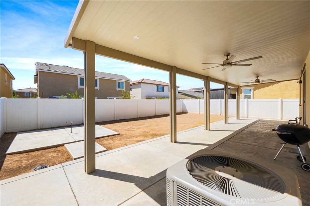 27545 Cloudy Peak Way