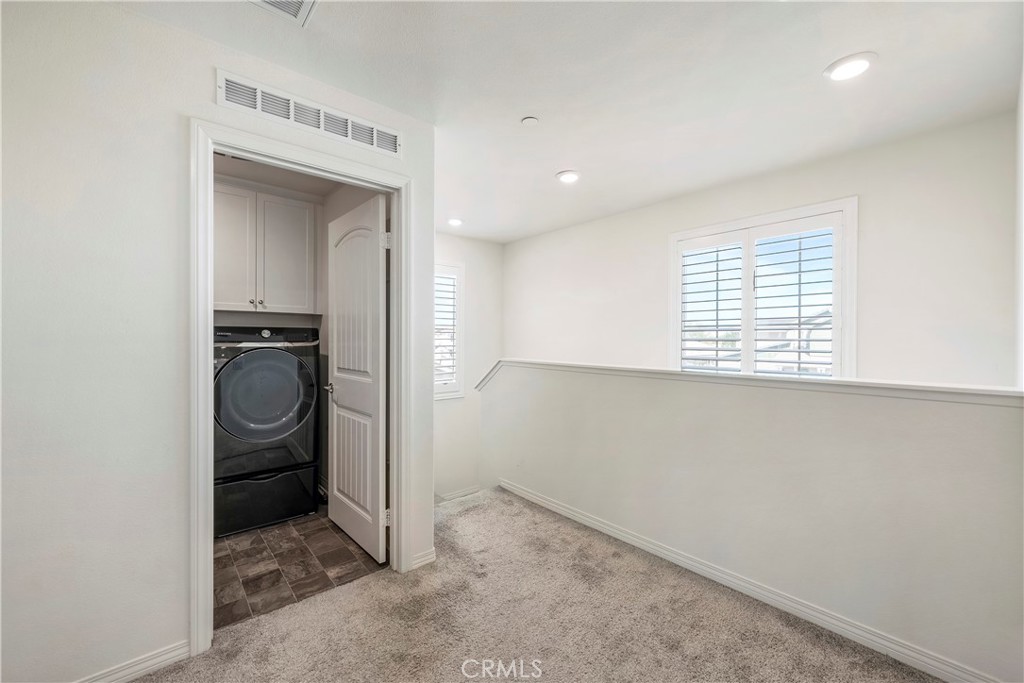 27545 Cloudy Peak Way