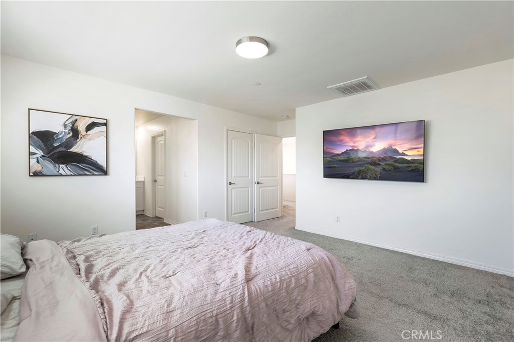 27545 Cloudy Peak Way