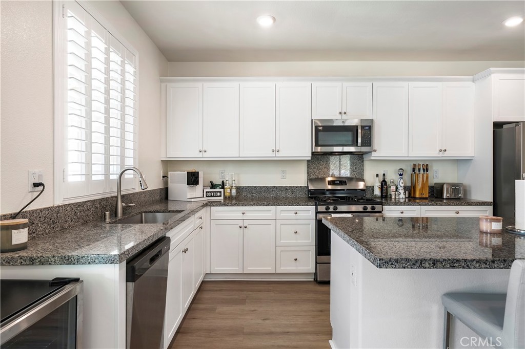 27545 Cloudy Peak Way