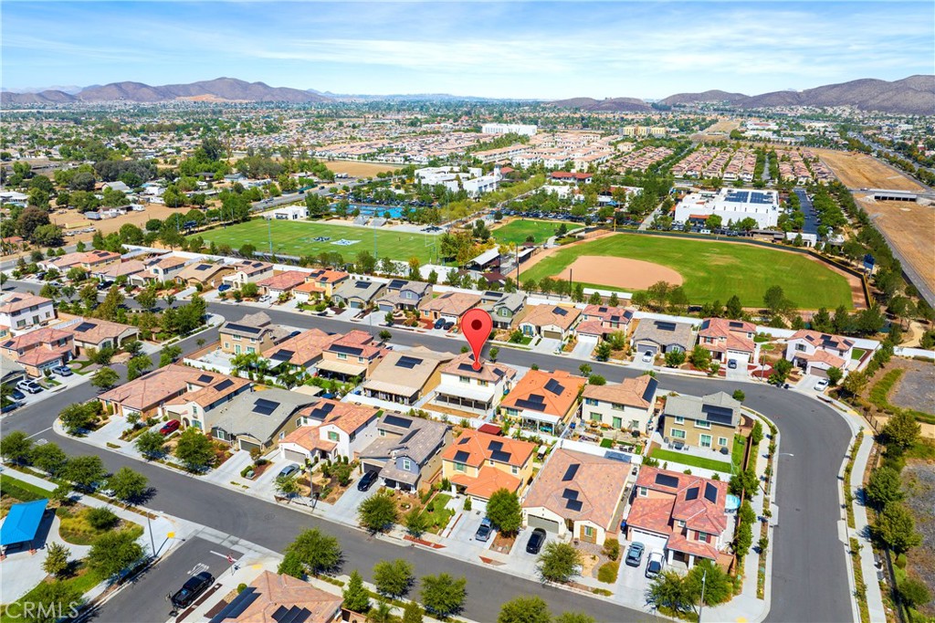 27545 Cloudy Peak Way