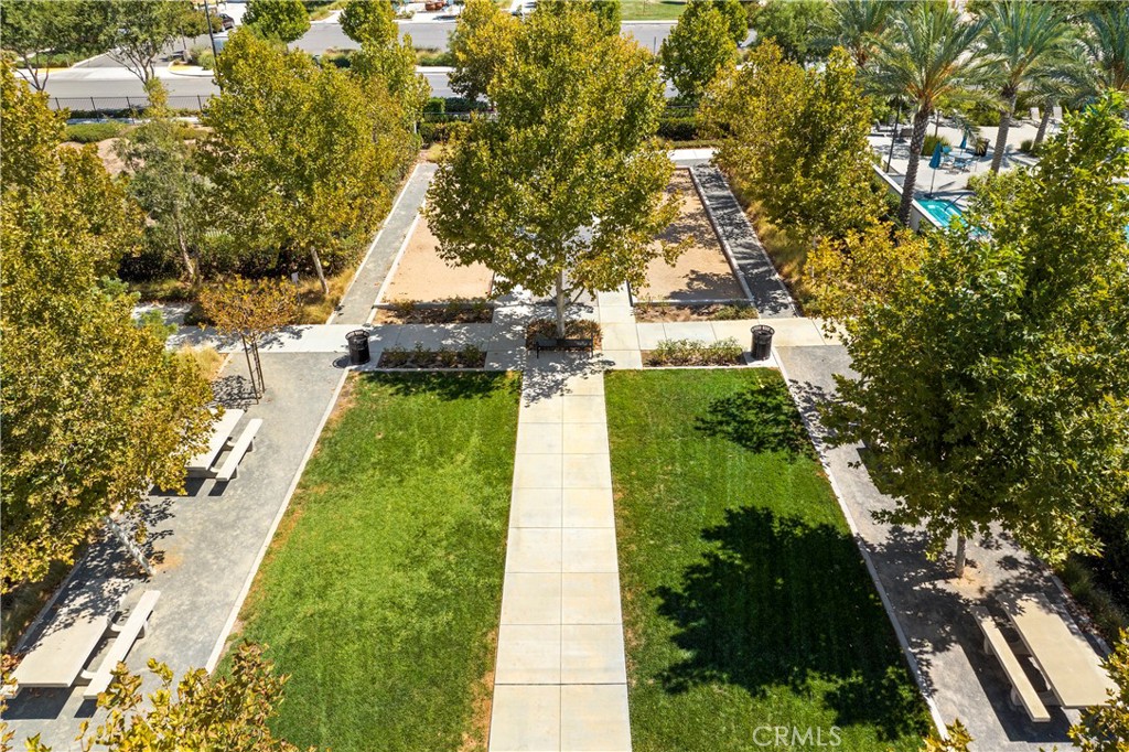 27545 Cloudy Peak Way