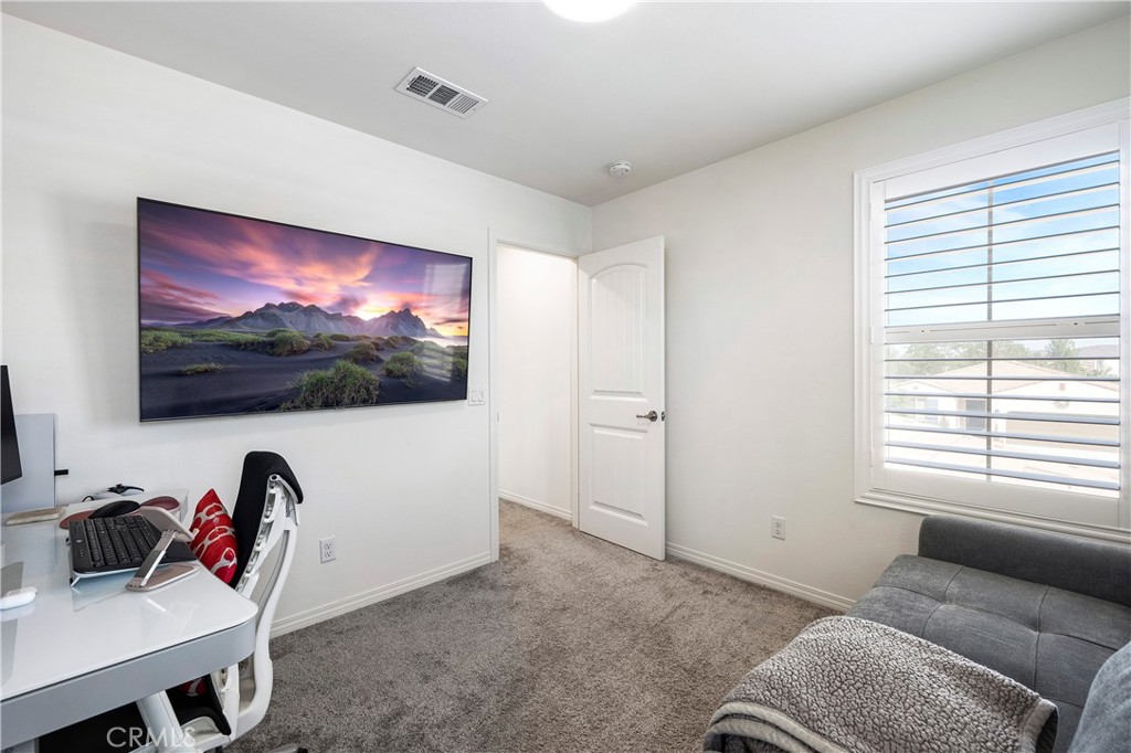 27545 Cloudy Peak Way