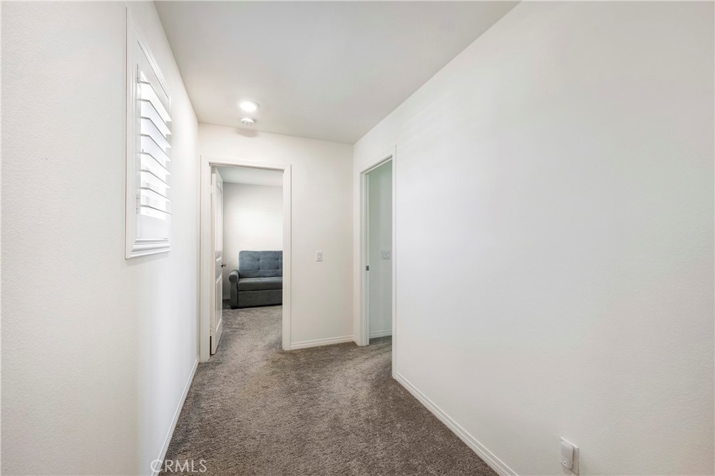 27545 Cloudy Peak Way