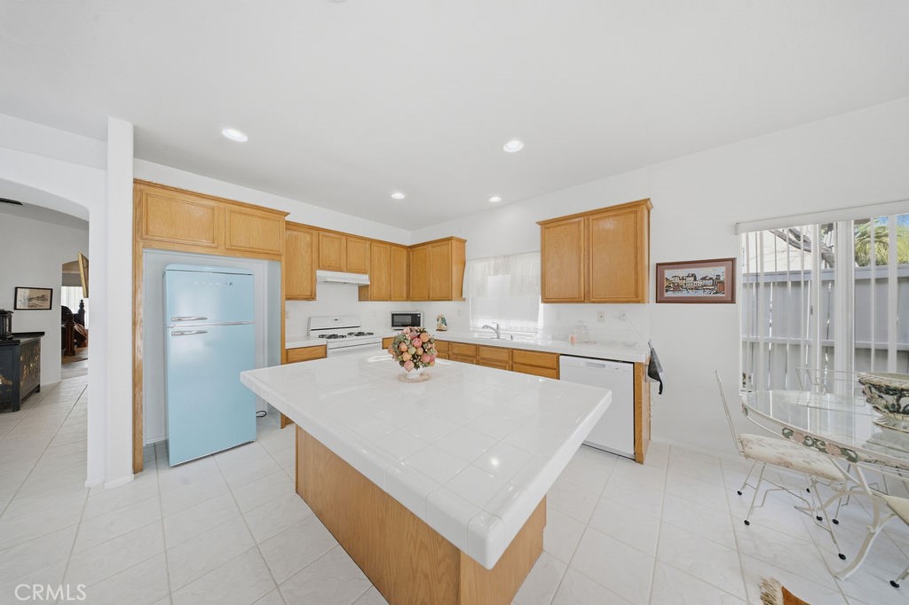 29811 Camden