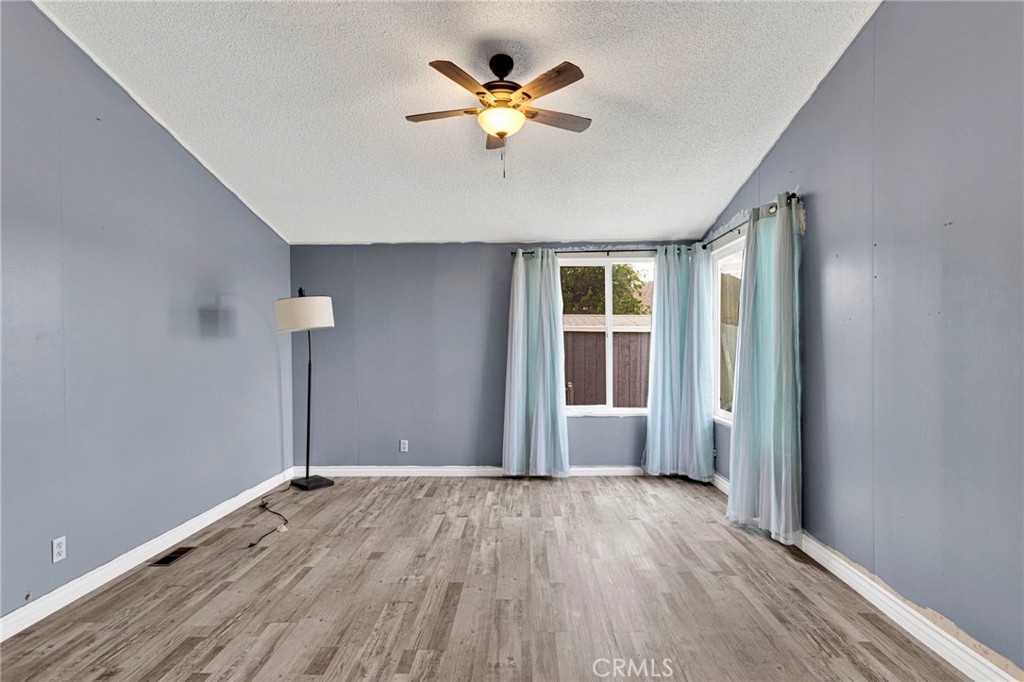 20843 Waalew Rd C6