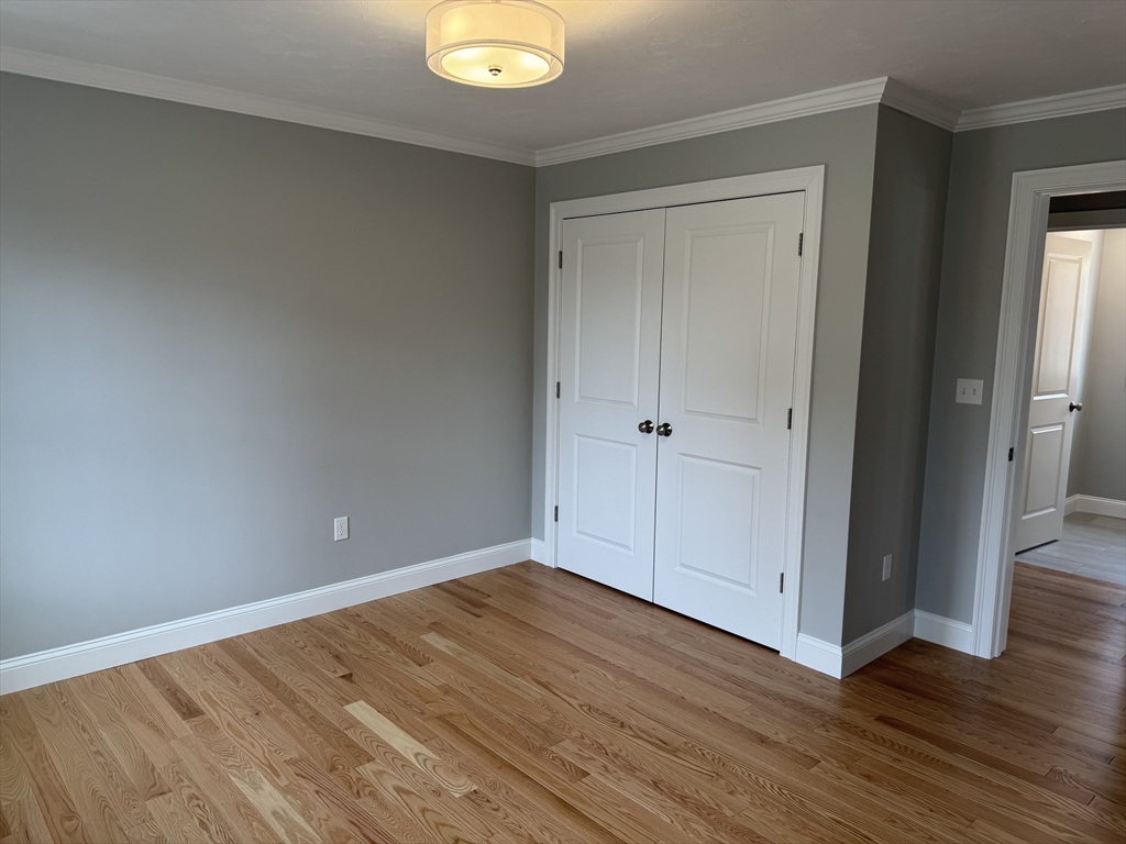 27 Range Ave