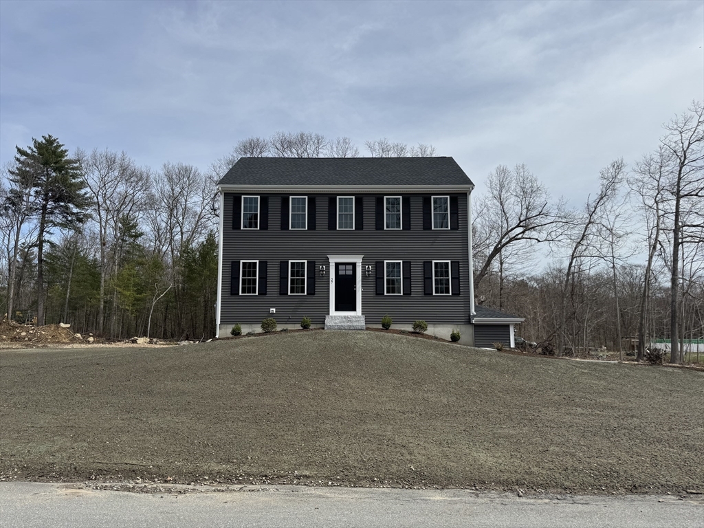 27 Range Ave