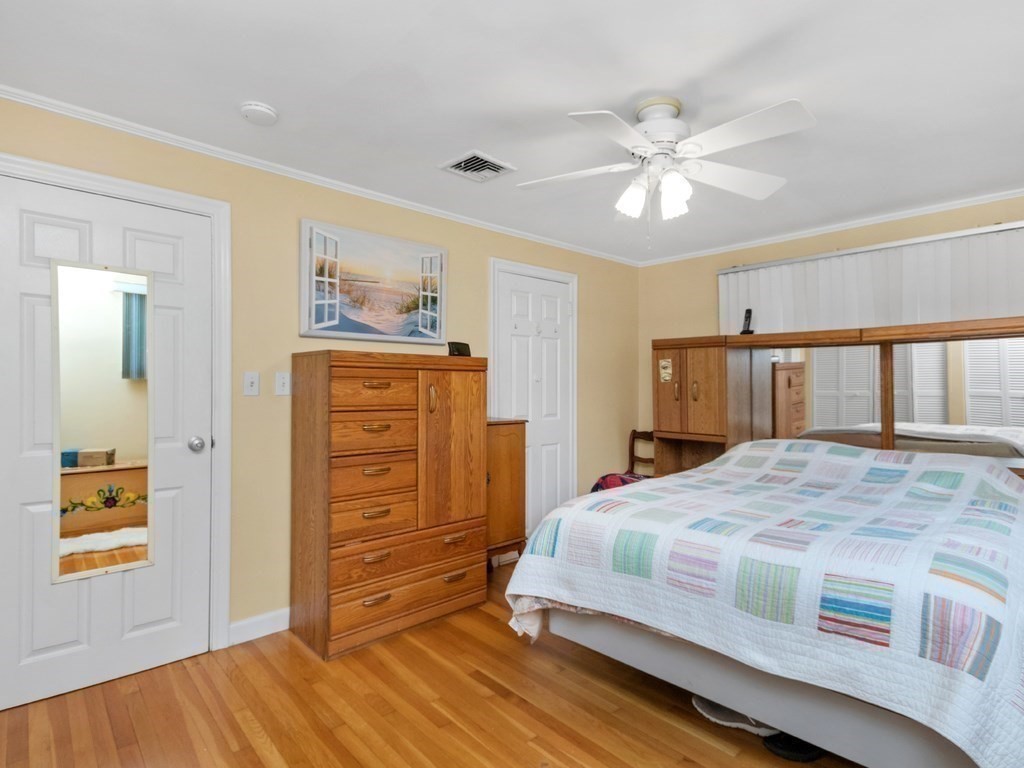 87 Whitewood Avenue