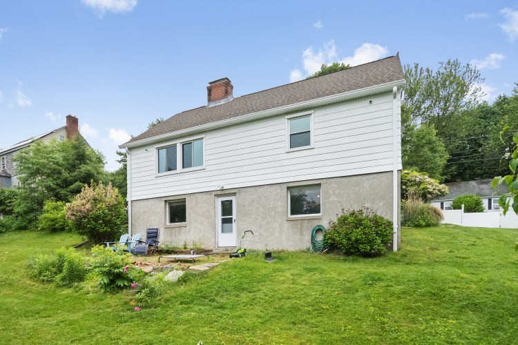 35 Marsh Avenue