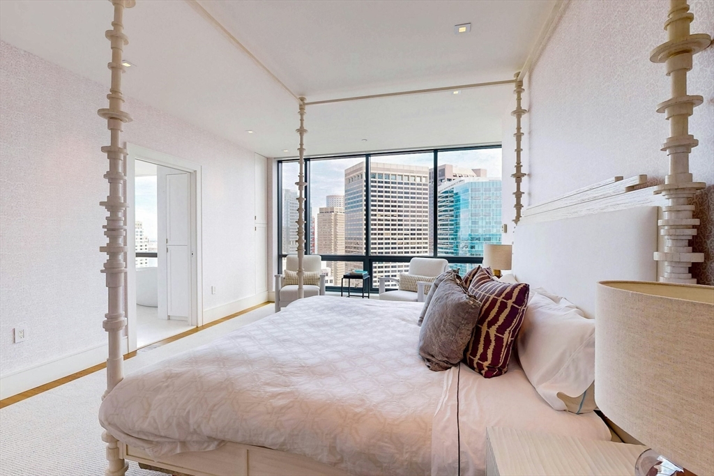 45 Province St Unit: PH2B