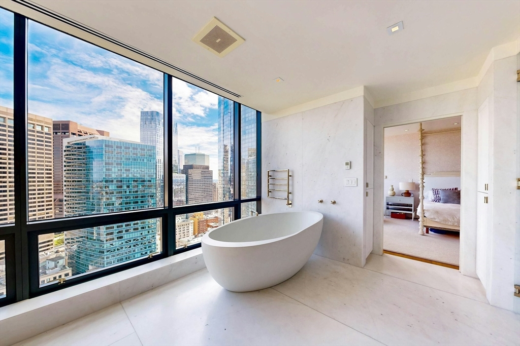 45 Province St Unit: PH2B