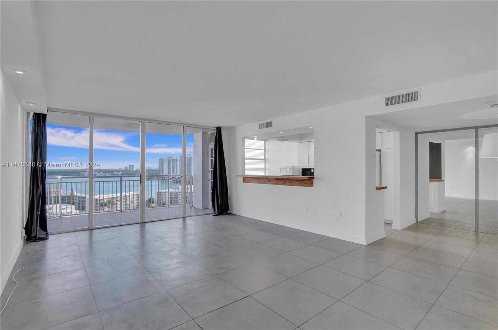 18011 Biscayne Blvd Unit: 1601