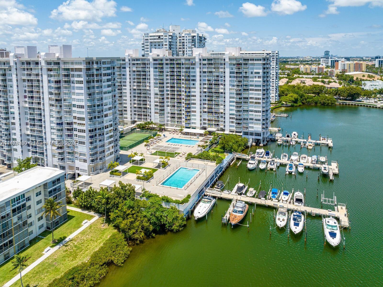 18011 Biscayne Blvd Unit: 1601