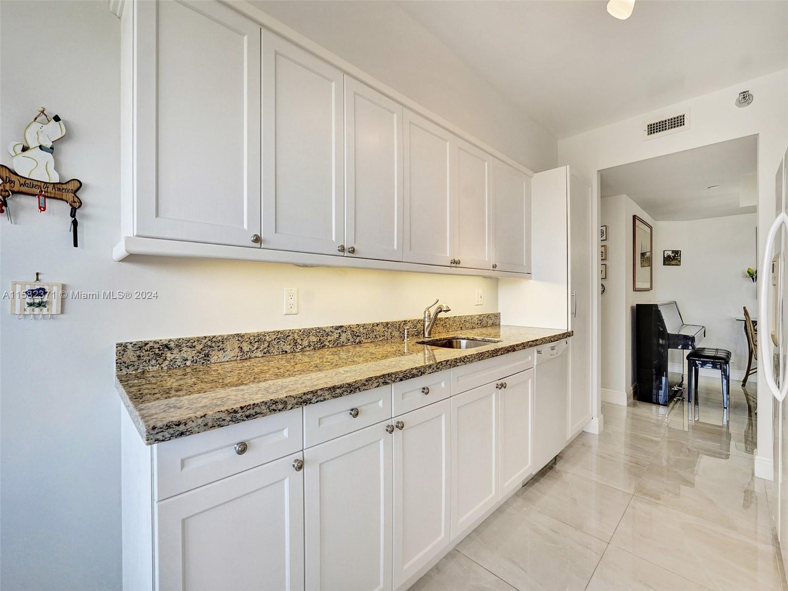 3640 Yacht Club Dr APT 1702